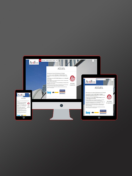 Poste de travail pour la conception d’un site internet